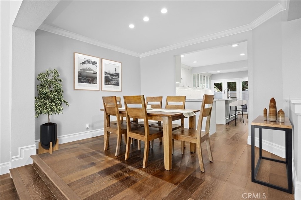 2463 Irvine - Photo 5