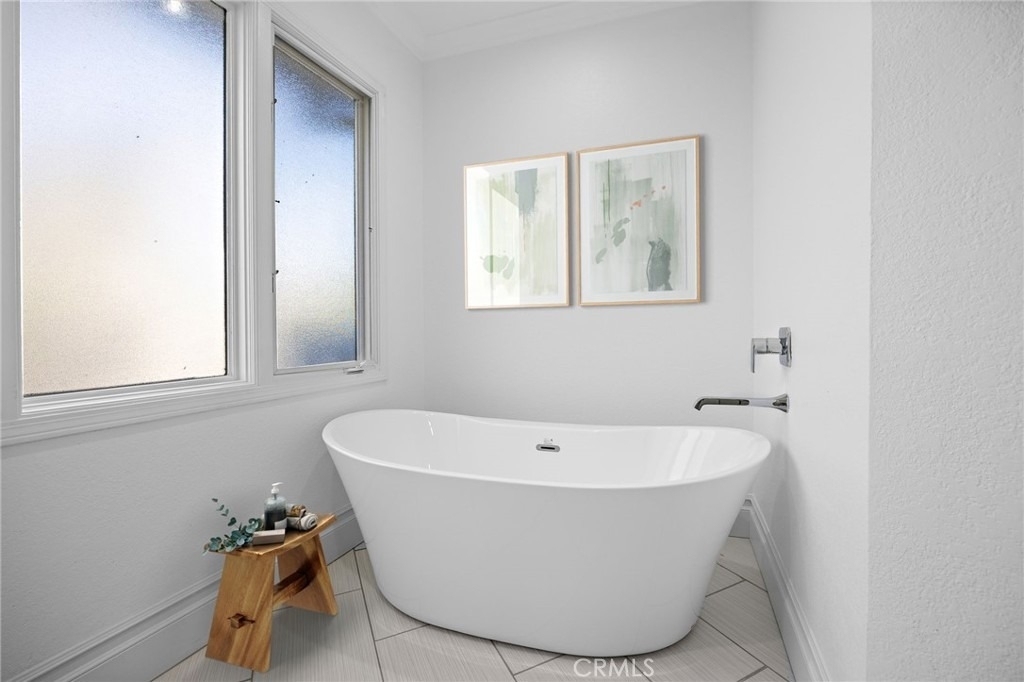 2463 Irvine - Photo 26