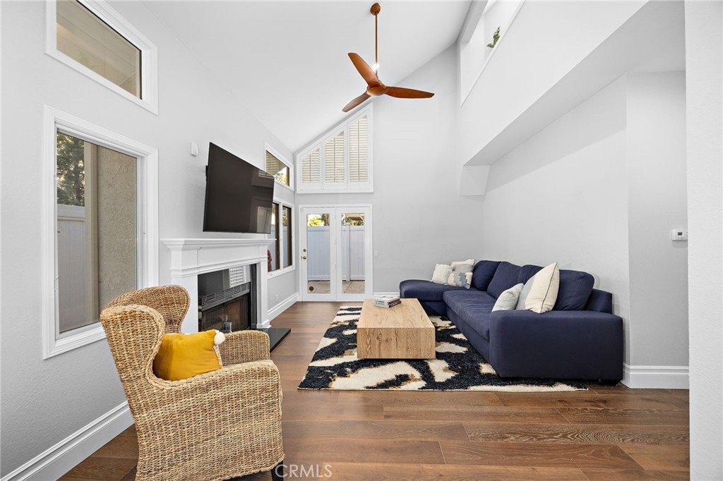 2463 Irvine - Photo 10