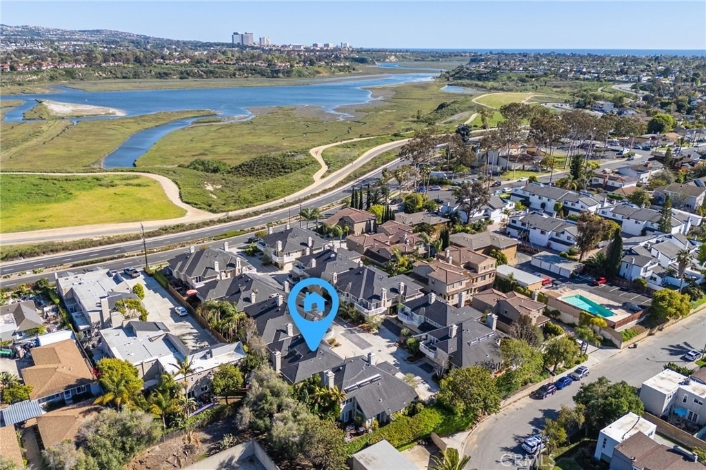 2463 Irvine - Photo 0