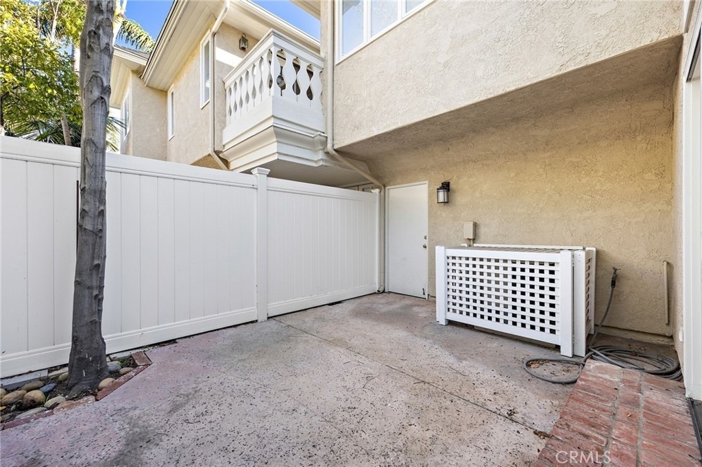 2463 Irvine - Photo 30