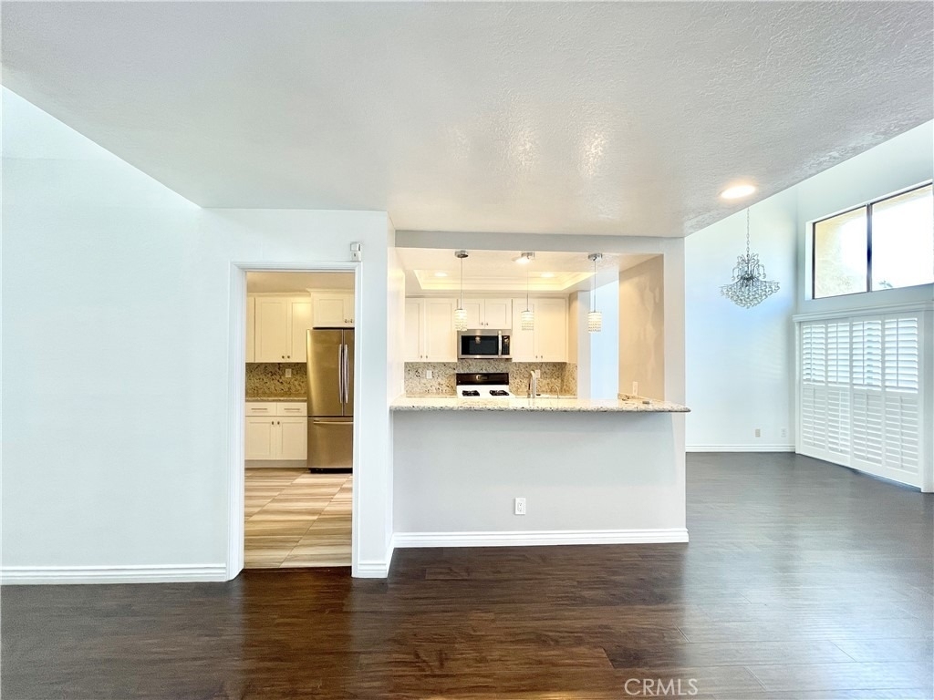 8180 Manitoba Street - Photo 7