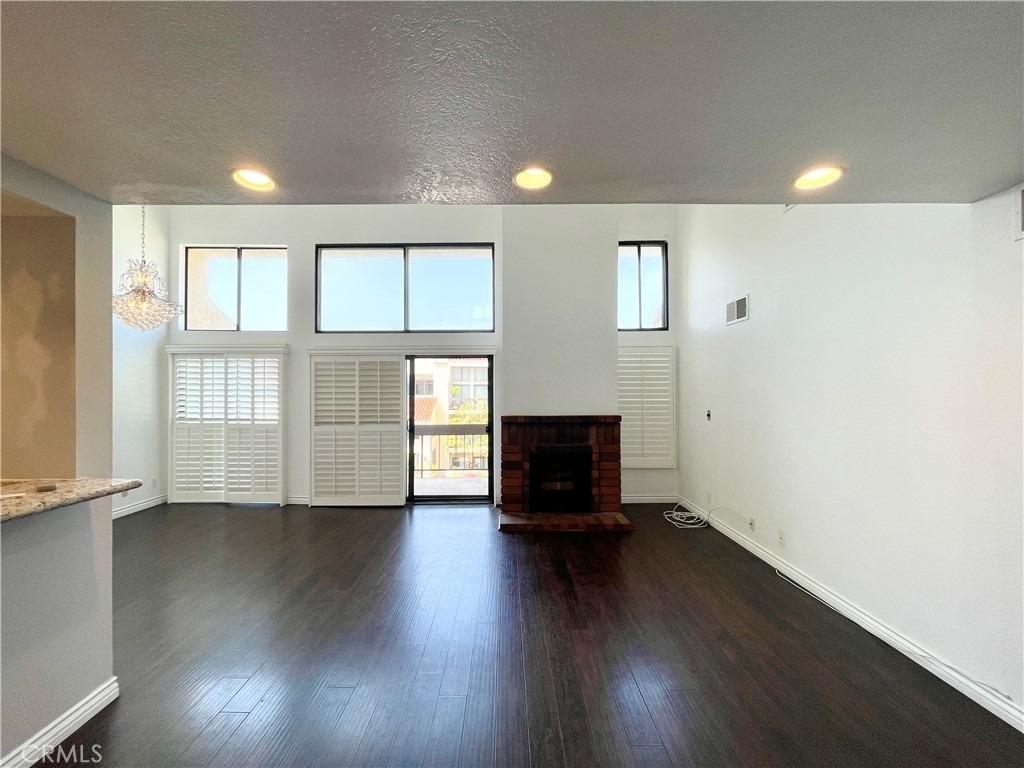 8180 Manitoba Street - Photo 8