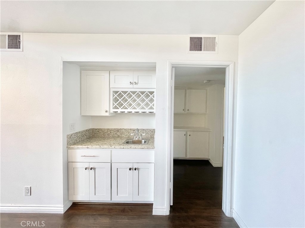 8180 Manitoba Street - Photo 18