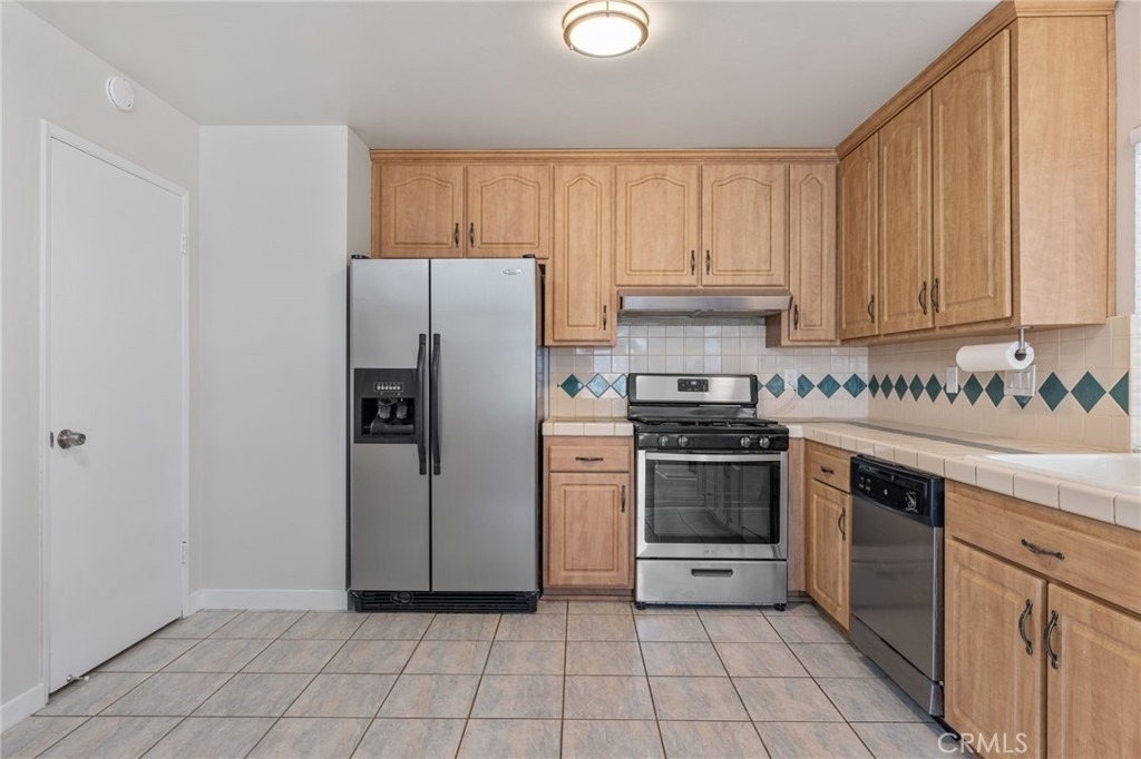 1708 E Cyrene - Photo 6