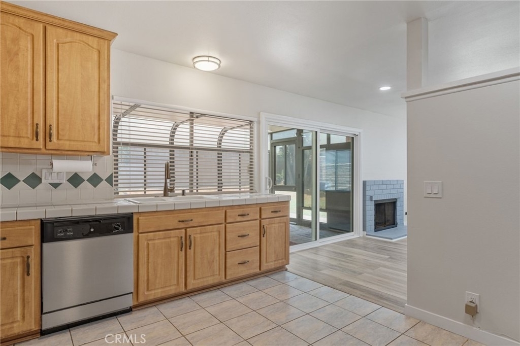 1708 E Cyrene - Photo 10