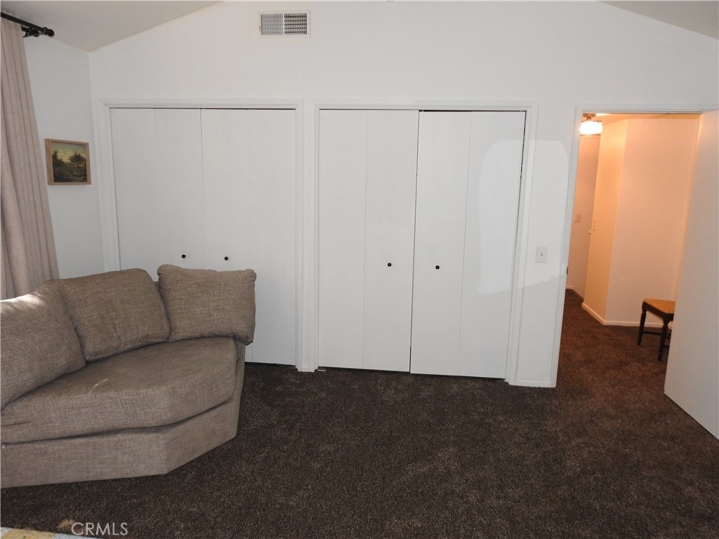 5041 Pine Ridge Avenue - Photo 33