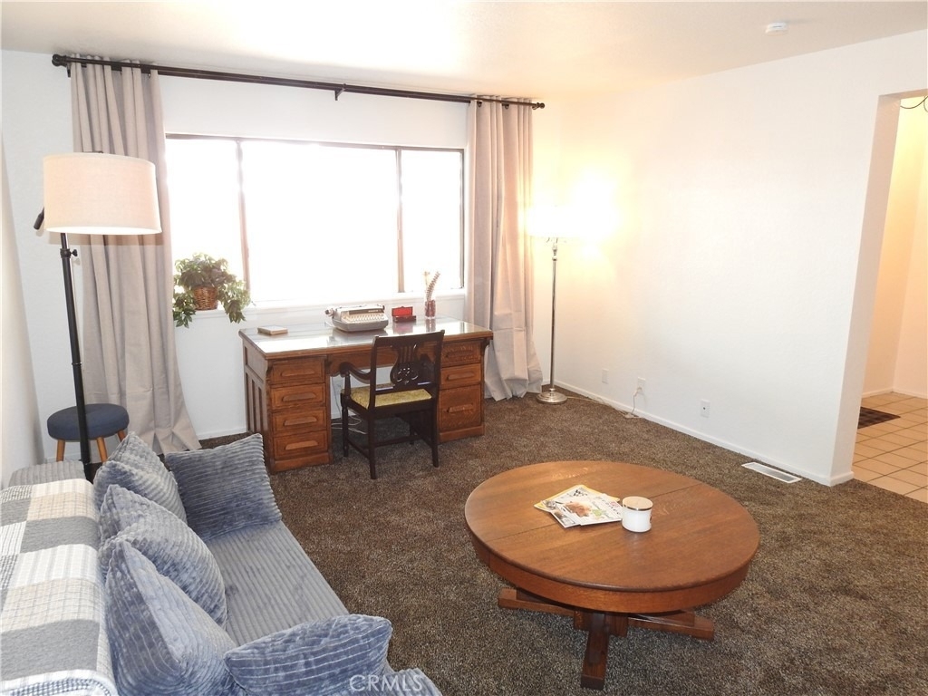 5041 Pine Ridge Avenue - Photo 15