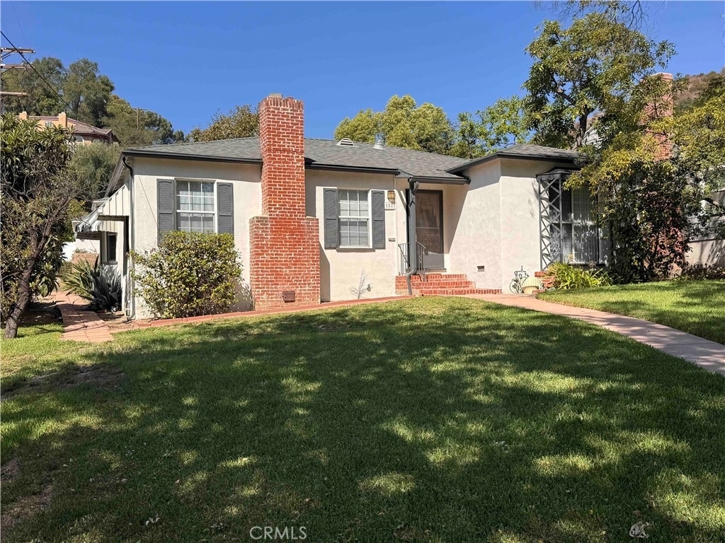 1827 Oakwood Avenue - Photo 0