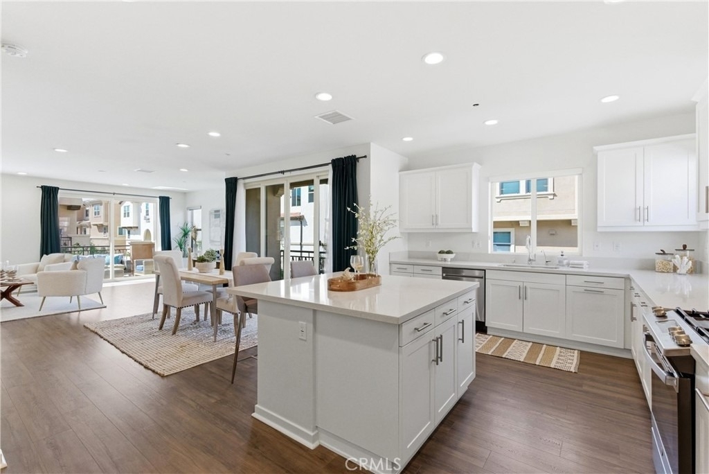 600 Shadowbrook - Photo 4