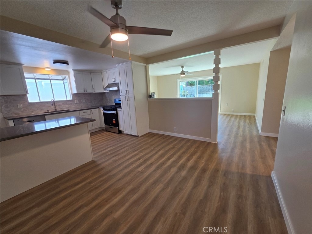 10142 Forrestal - Photo 2
