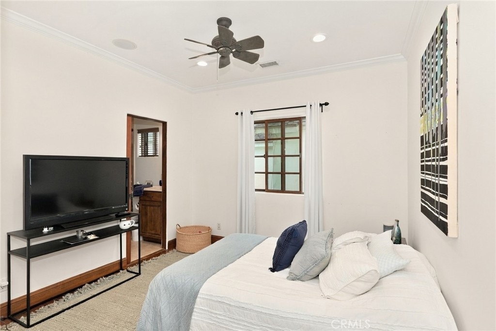 1115 California Street - Photo 10