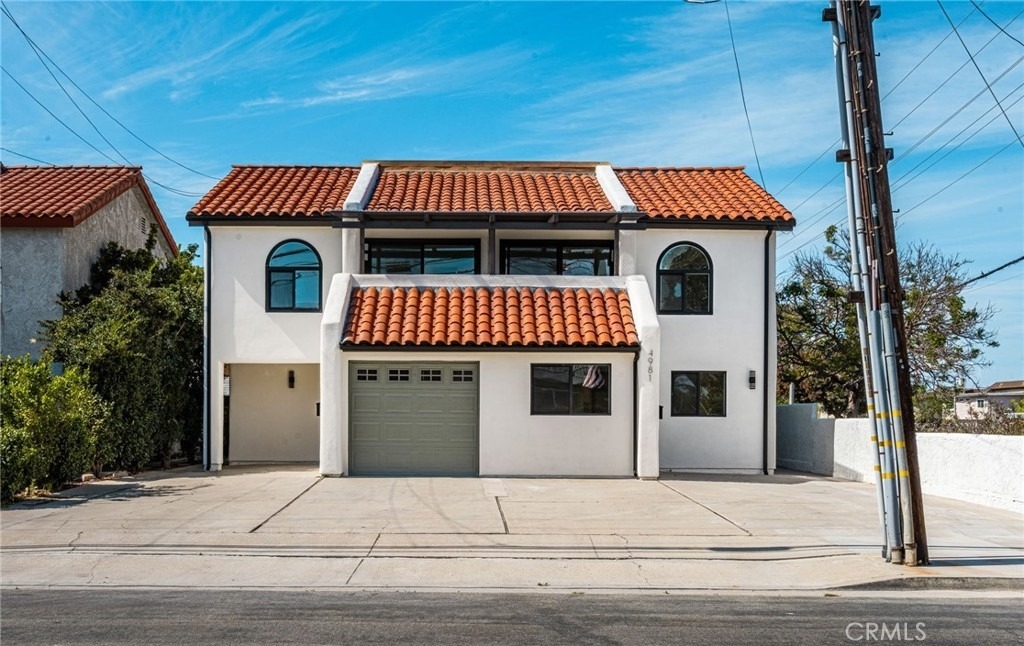 4981 Pearce - Photo 0