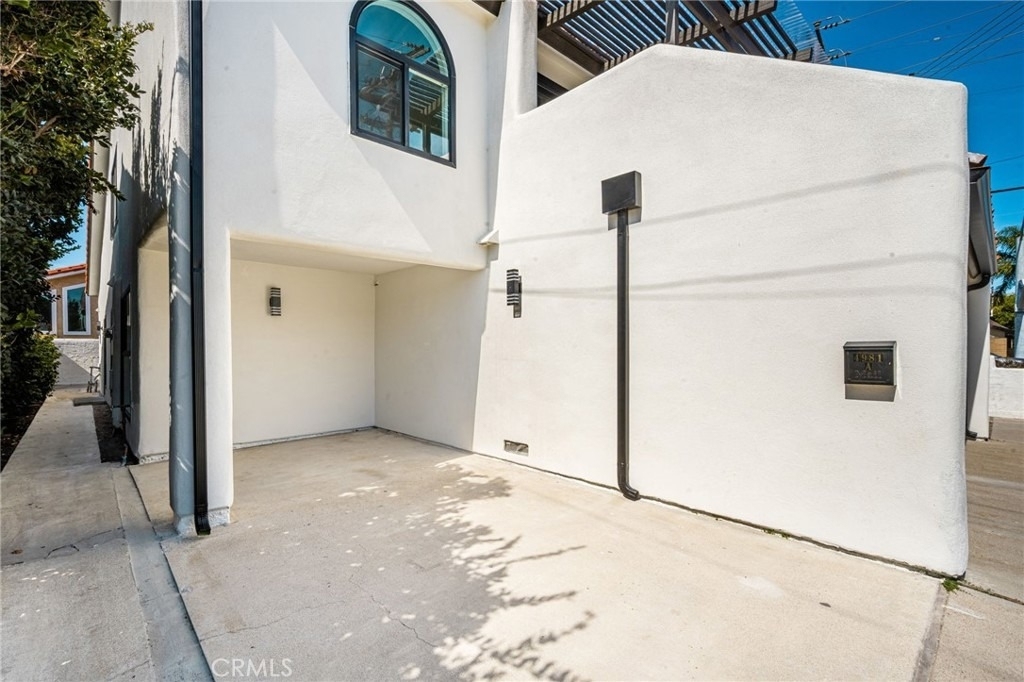 4981 Pearce - Photo 1