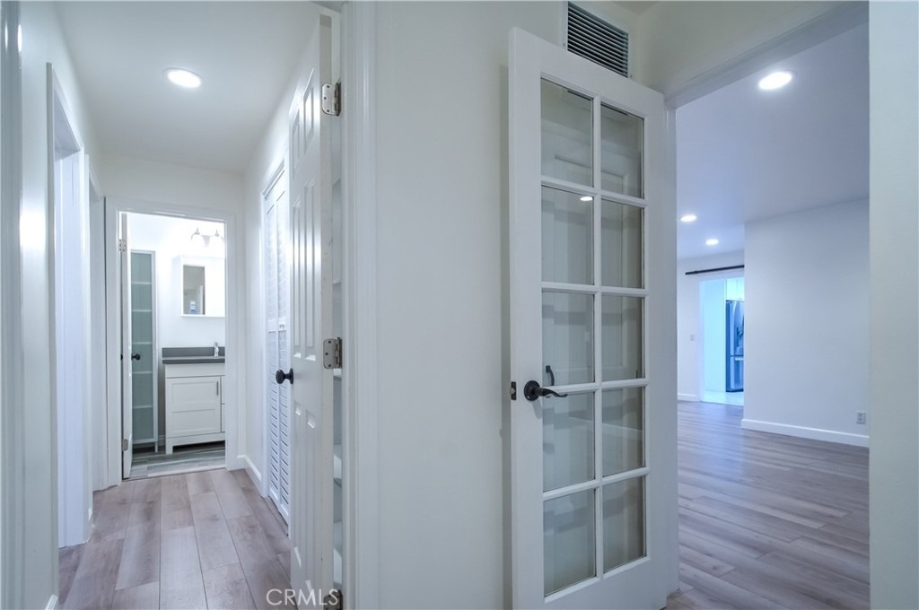 1212 W Woodcrest Avenue - Photo 17