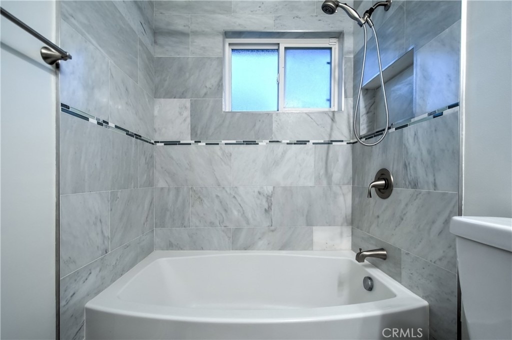 1212 W Woodcrest Avenue - Photo 20