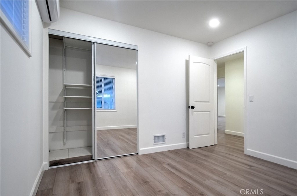 1212 W Woodcrest Avenue - Photo 24