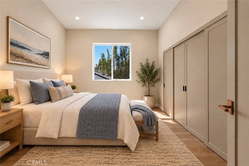 3405 Tilden Avenue - Photo 3