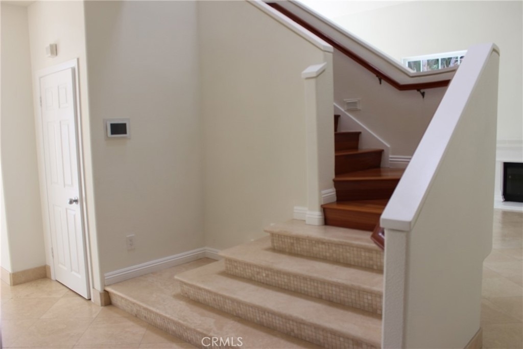 26832 Bridlewood Drive - Photo 8