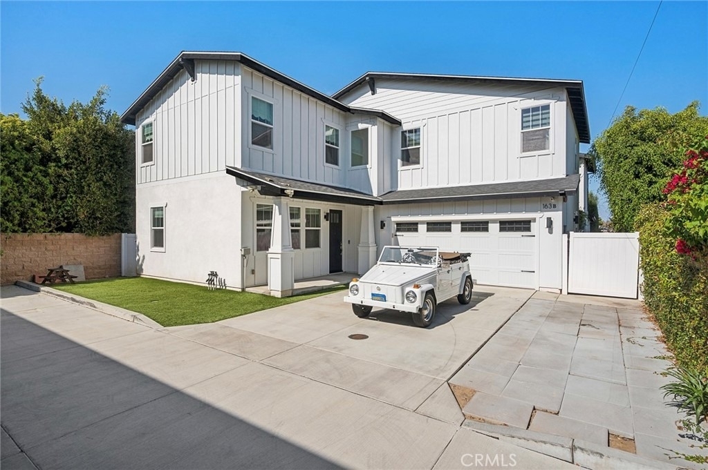 163 Flower Street - Photo 0