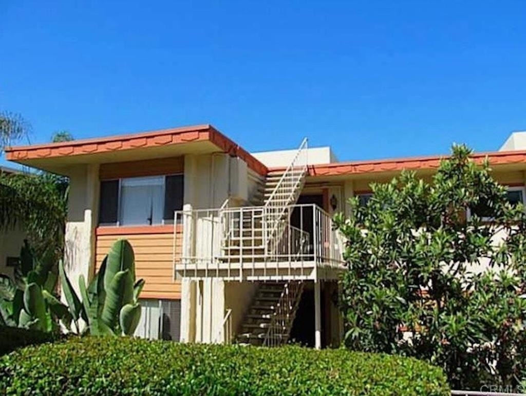 6816 Hyde Park Drive - Photo 10