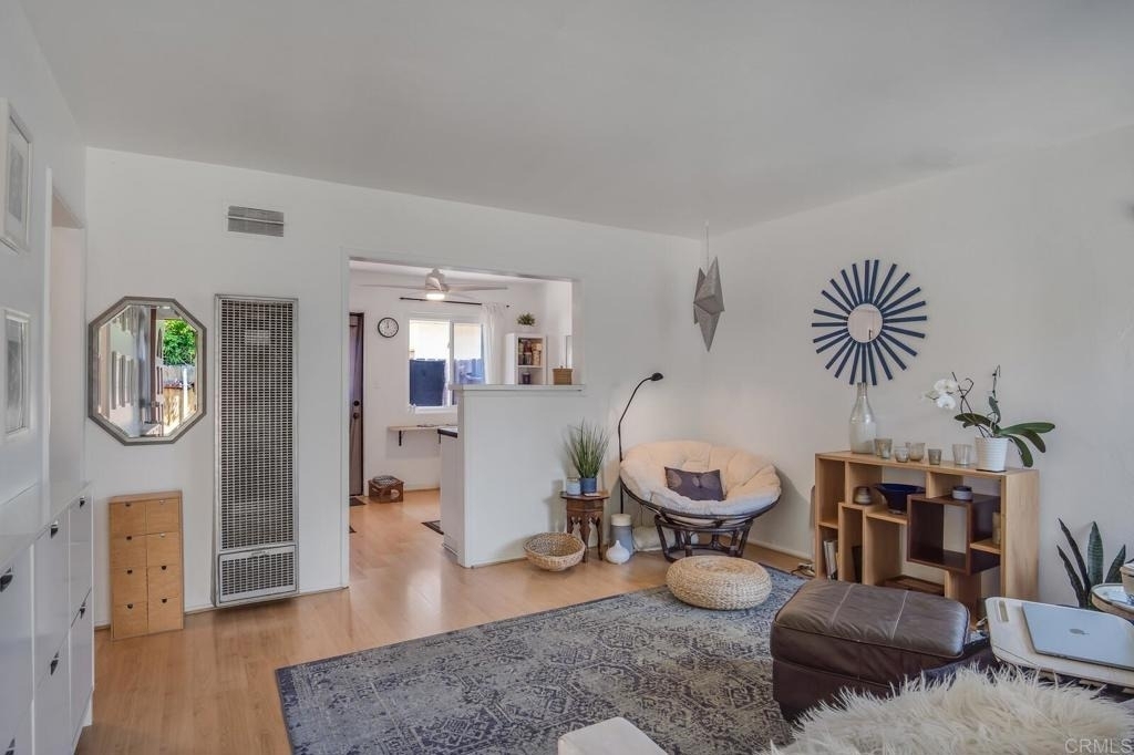 242 25th Street - Photo 1