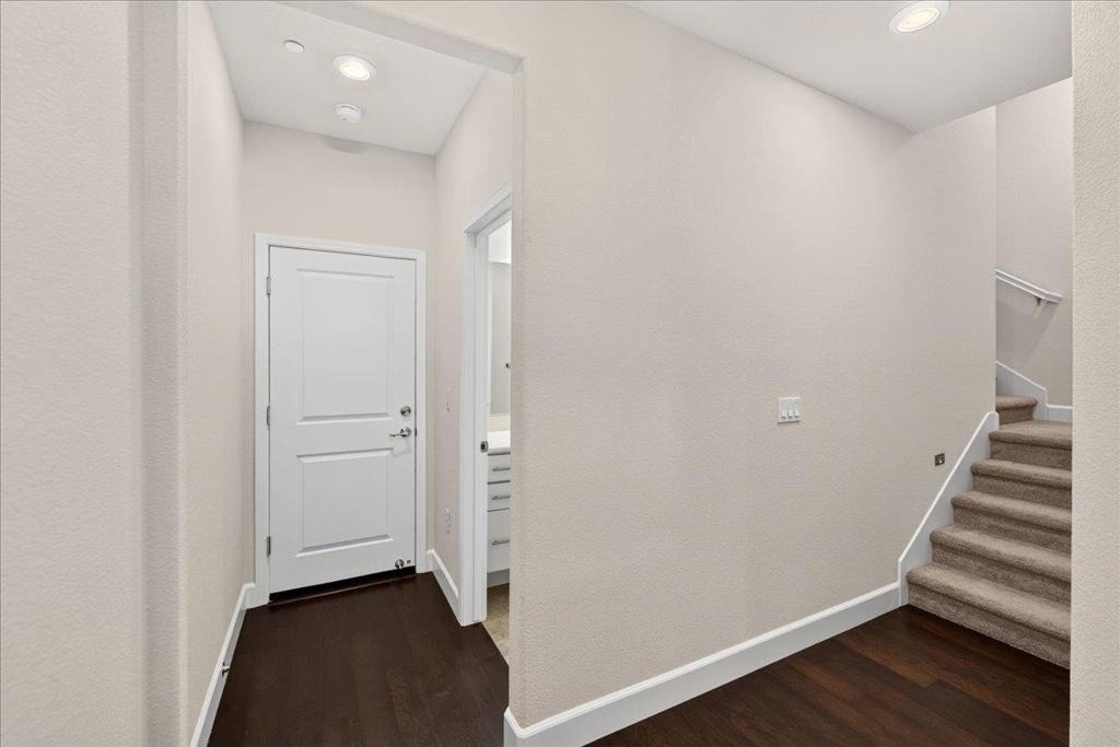 5972 Reddick Loop - Photo 6