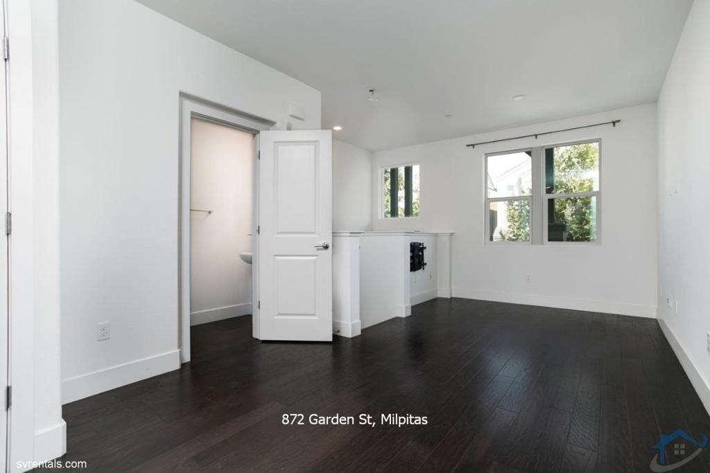 872 Garden Street - Photo 5