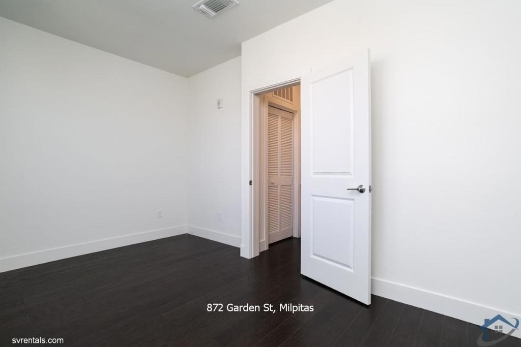 872 Garden Street - Photo 11