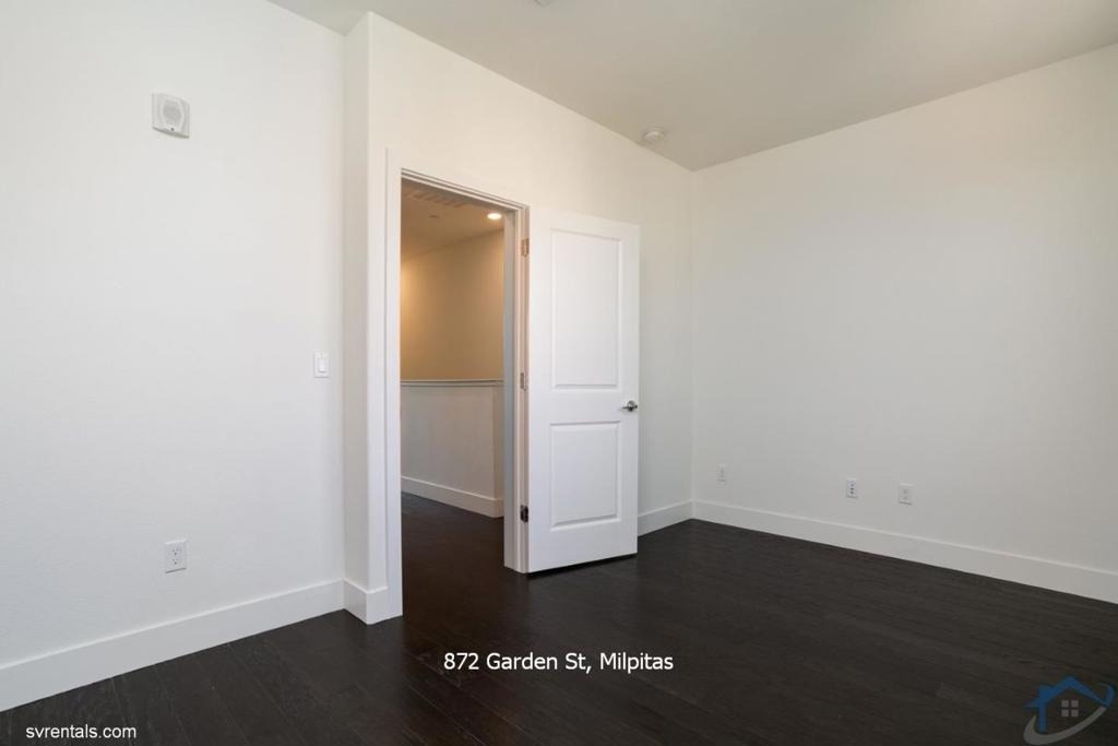 872 Garden Street - Photo 9