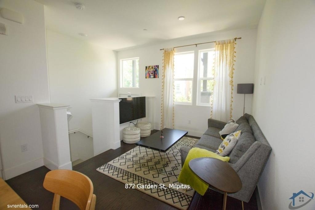 872 Garden Street - Photo 6