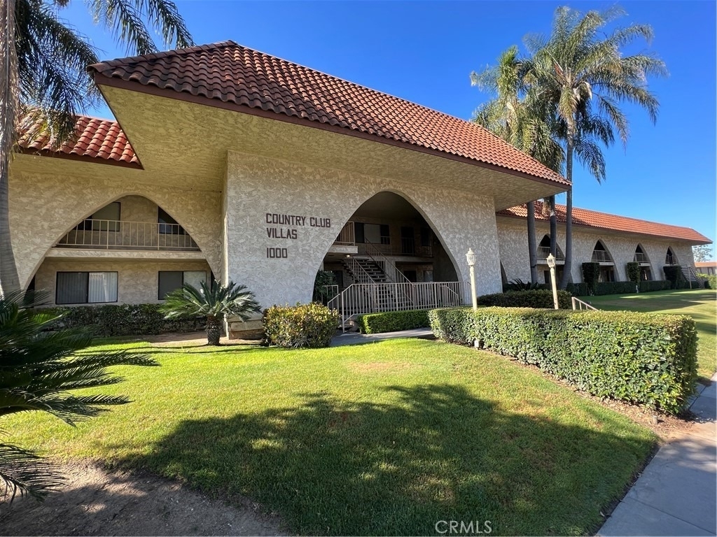 1000 Central Avenue - Photo 0