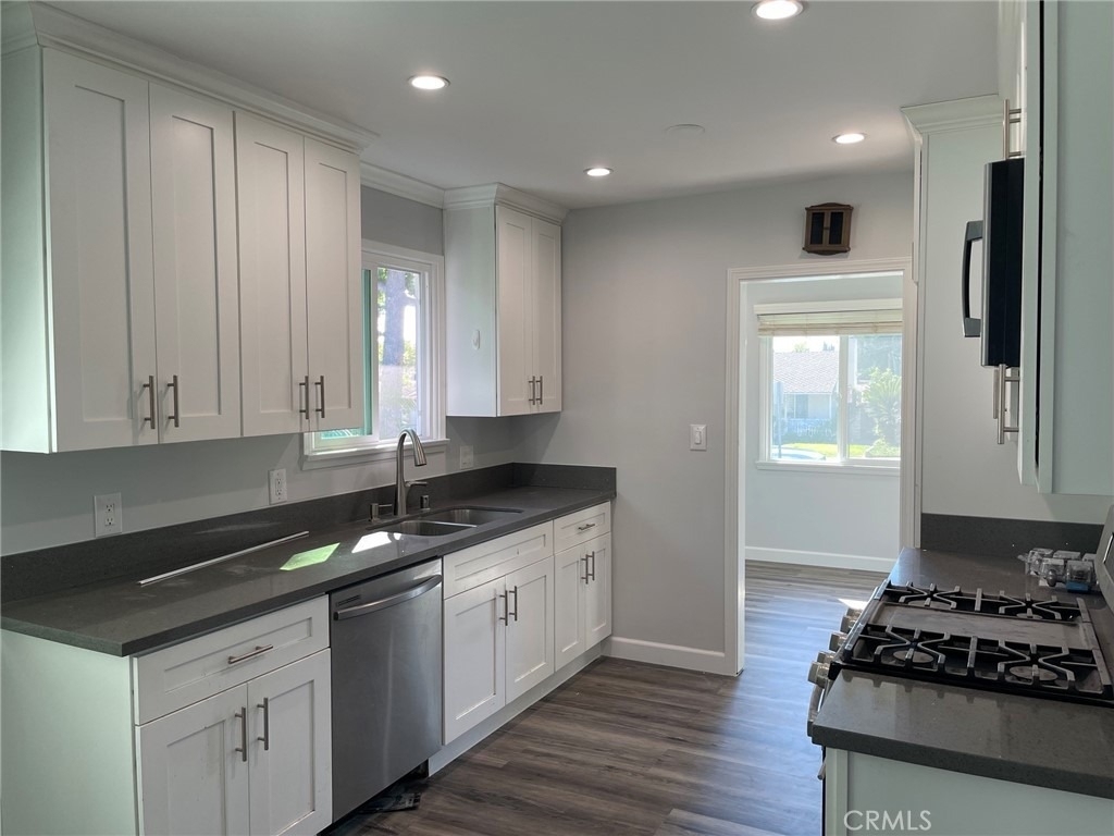 2630 N Brighton - Photo 7