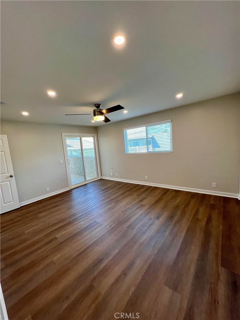 240 W El Portal - Photo 5