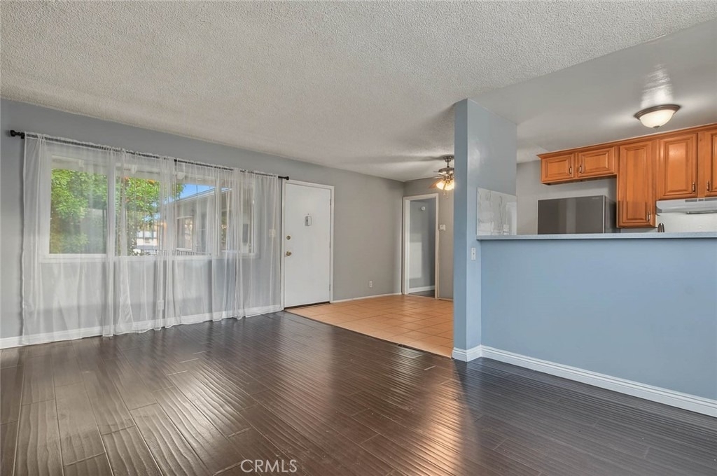 645 Scott Place - Photo 1