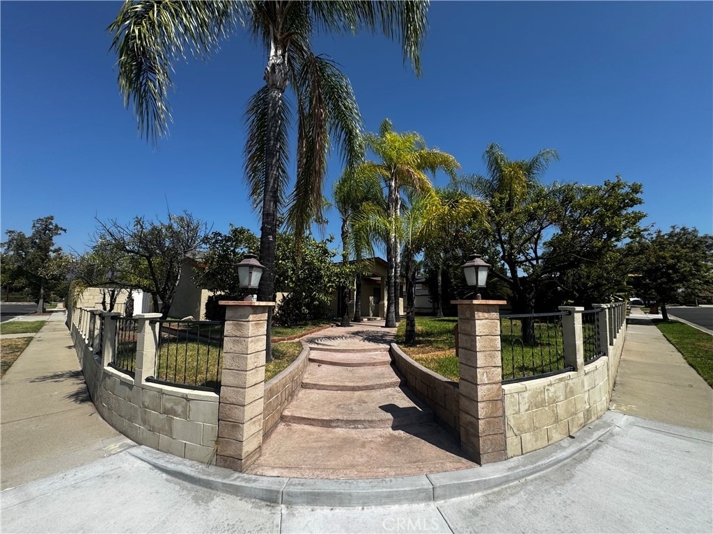 211 W Payson Street - Photo 22