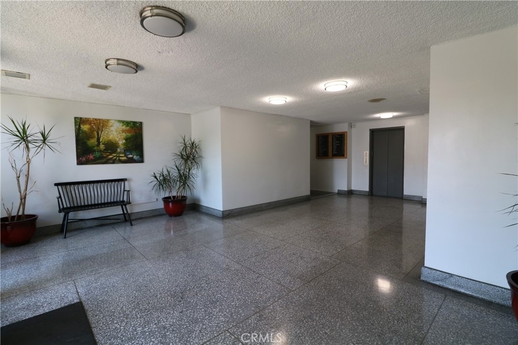 6251 Coldwater Canyon - Photo 1