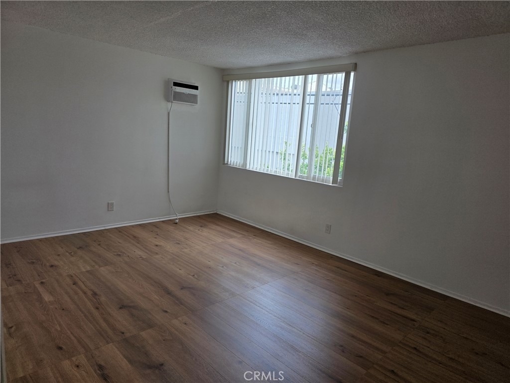 706 E Harvard Street - Photo 14