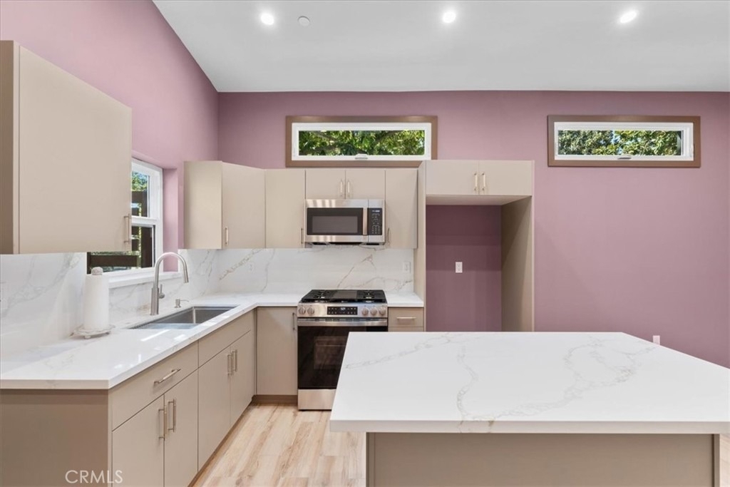 1401 Graynold Ave. - Photo 7