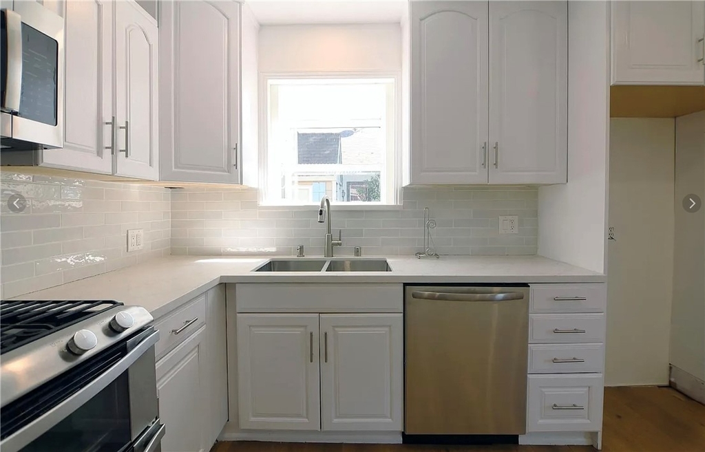 3124 Altura - Photo 5