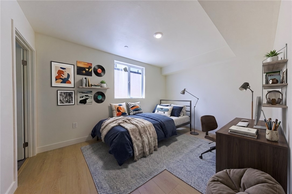 1642 Murchison Street - Photo 7