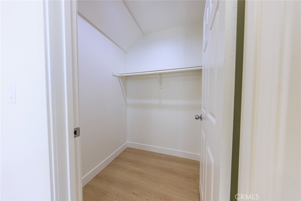 1642 Murchison Street - Photo 6