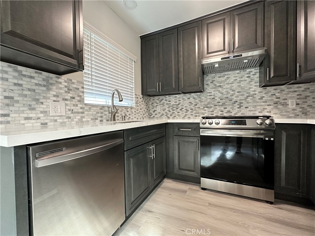 41 N Sierra Bonita Avenue - Photo 2