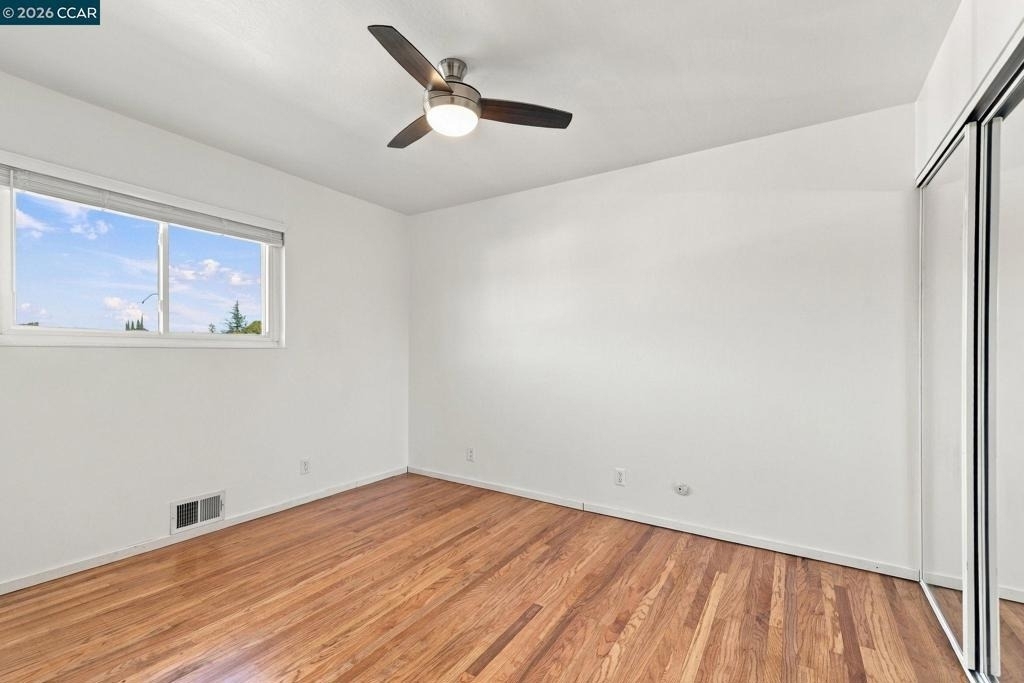 1325 Sumac Cir - Photo 17