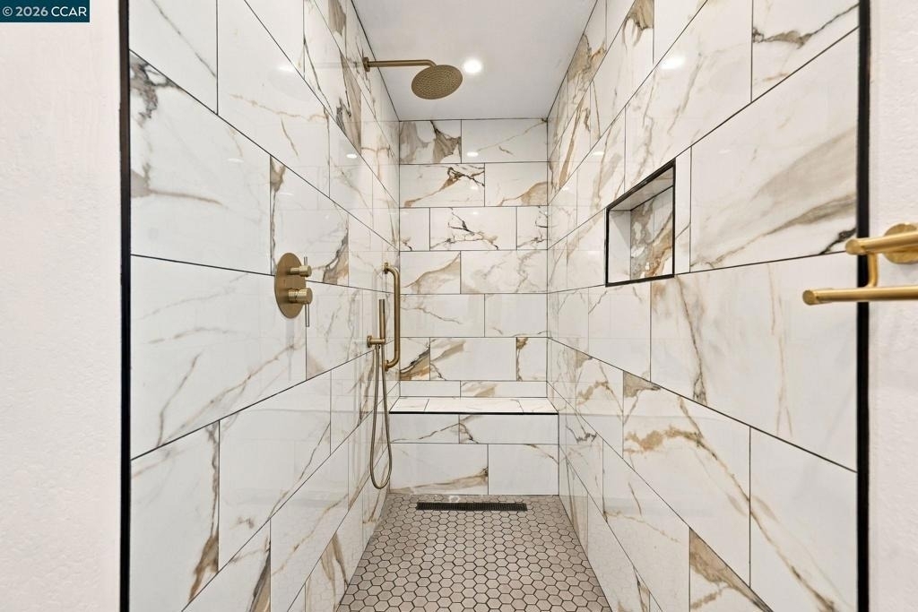 1325 Sumac Cir - Photo 23