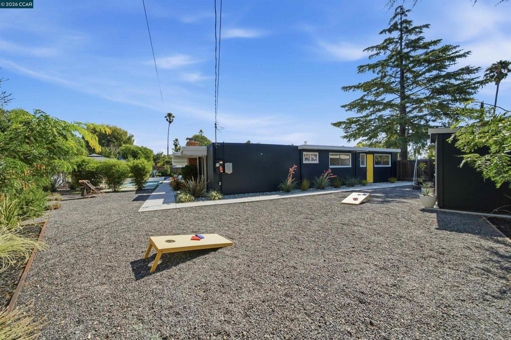 1279 Lancashire Dr - Photo 80