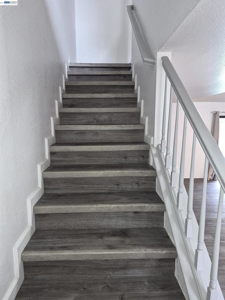 2030 Edgewater - Photo 6