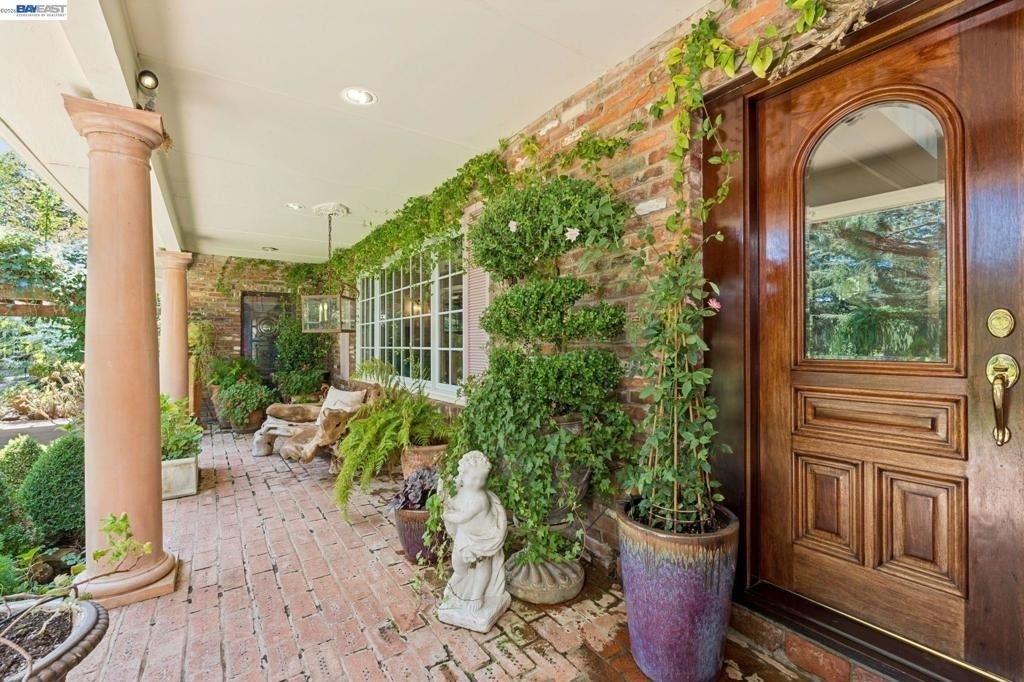 895 Mitchell Canyon Rd - Photo 4