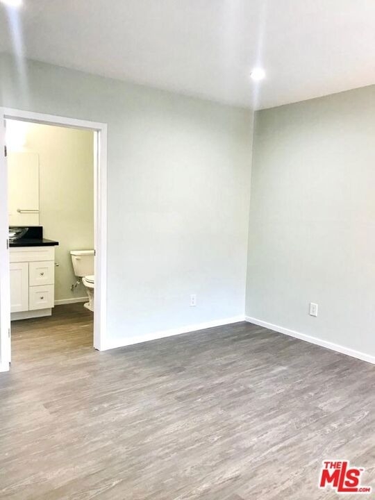 8620 Melvil Street - Photo 10