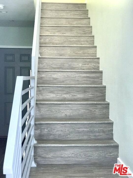8620 Melvil Street - Photo 16
